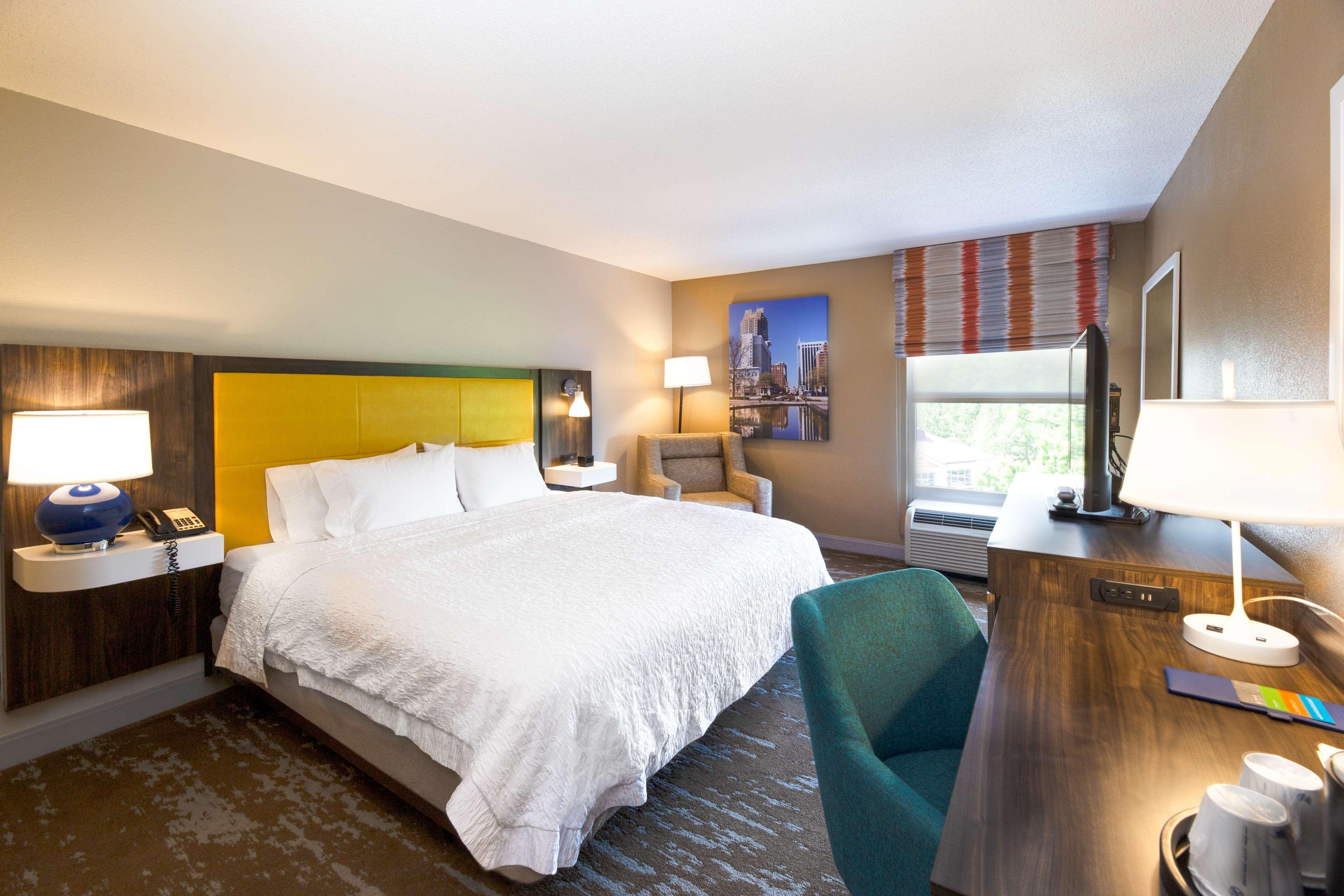 Hampton Inn & Suites Raleigh Cary Lenovo Center Zewnętrze zdjęcie