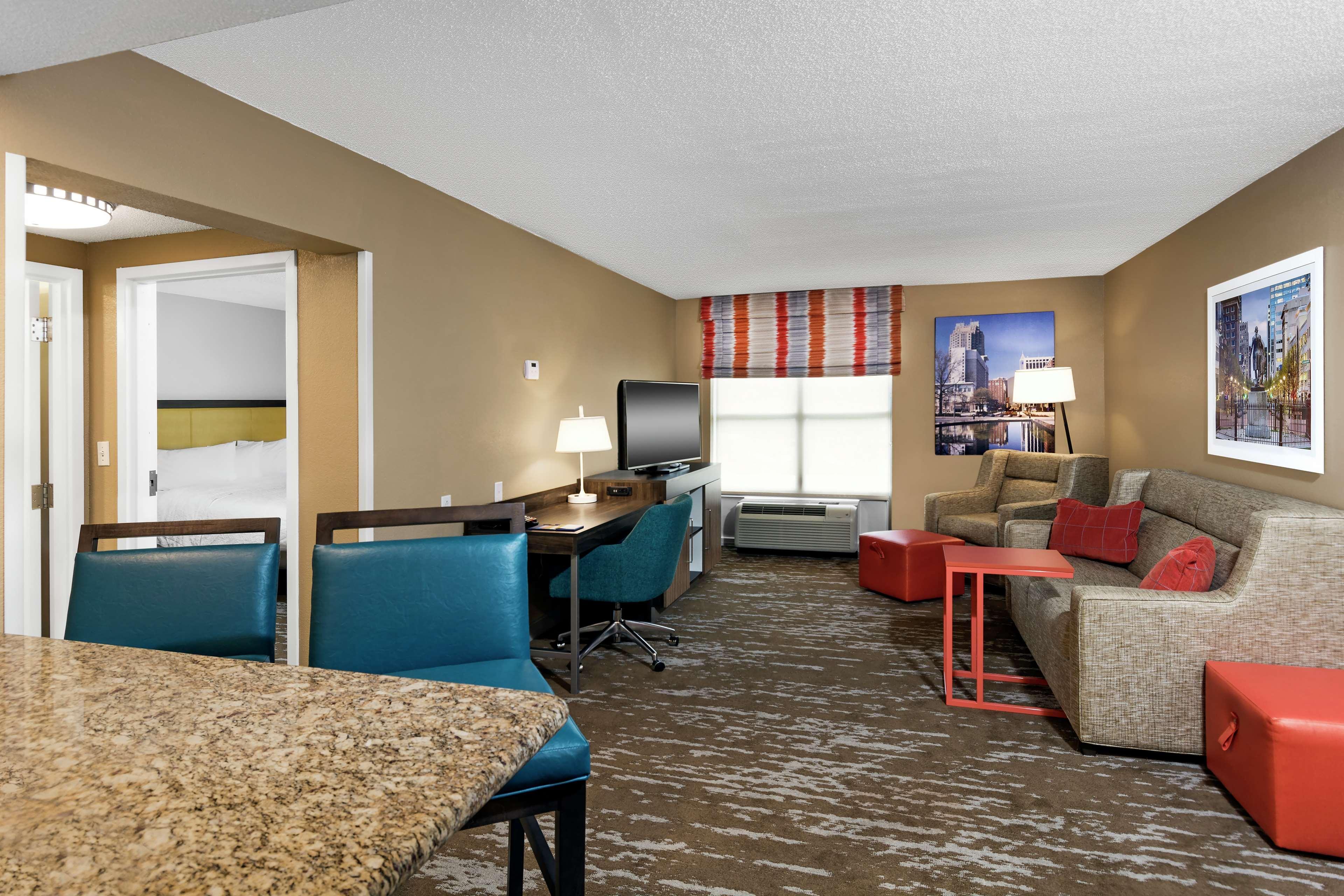 Hampton Inn & Suites Raleigh Cary Lenovo Center Zewnętrze zdjęcie
