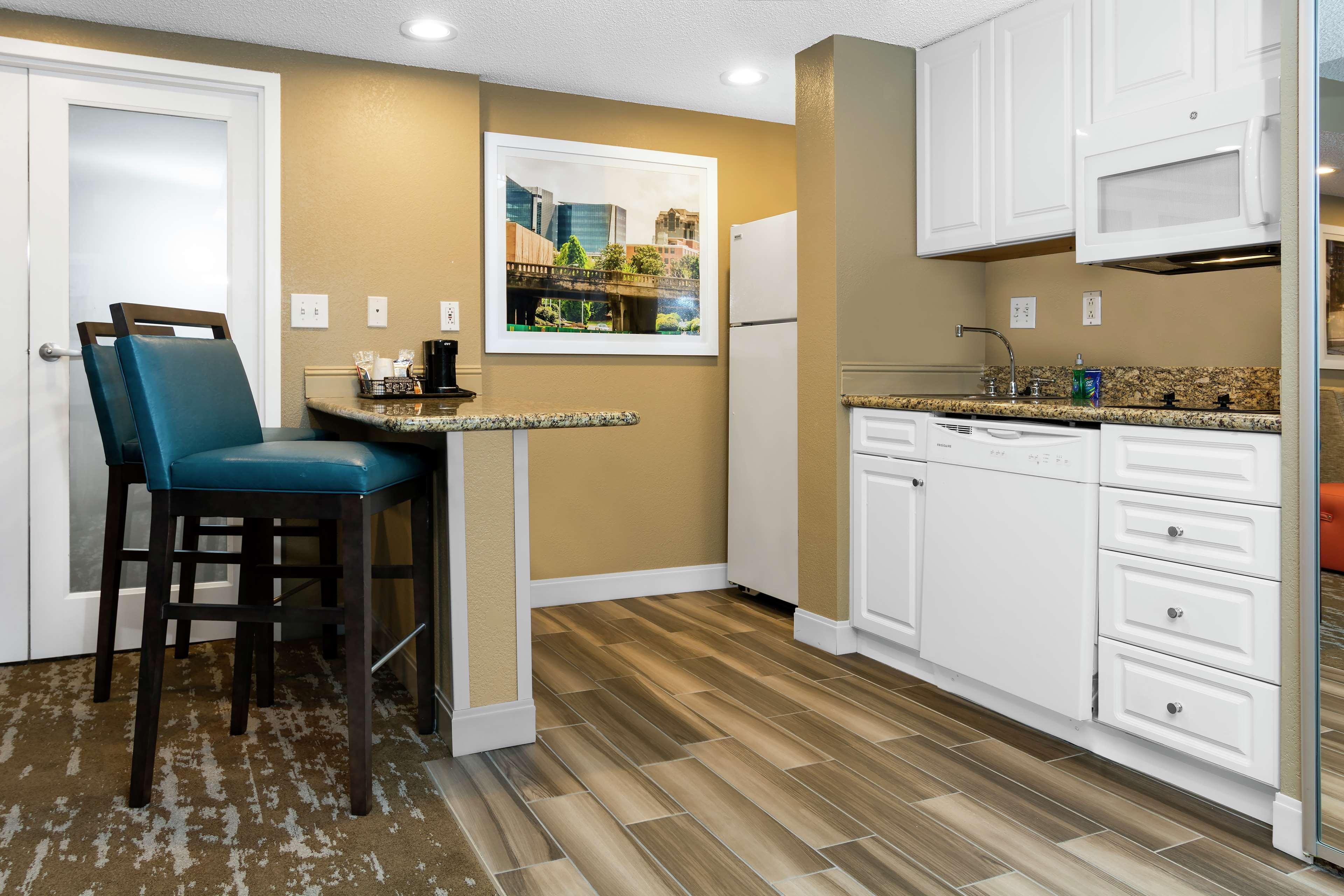 Hampton Inn & Suites Raleigh Cary Lenovo Center Zewnętrze zdjęcie