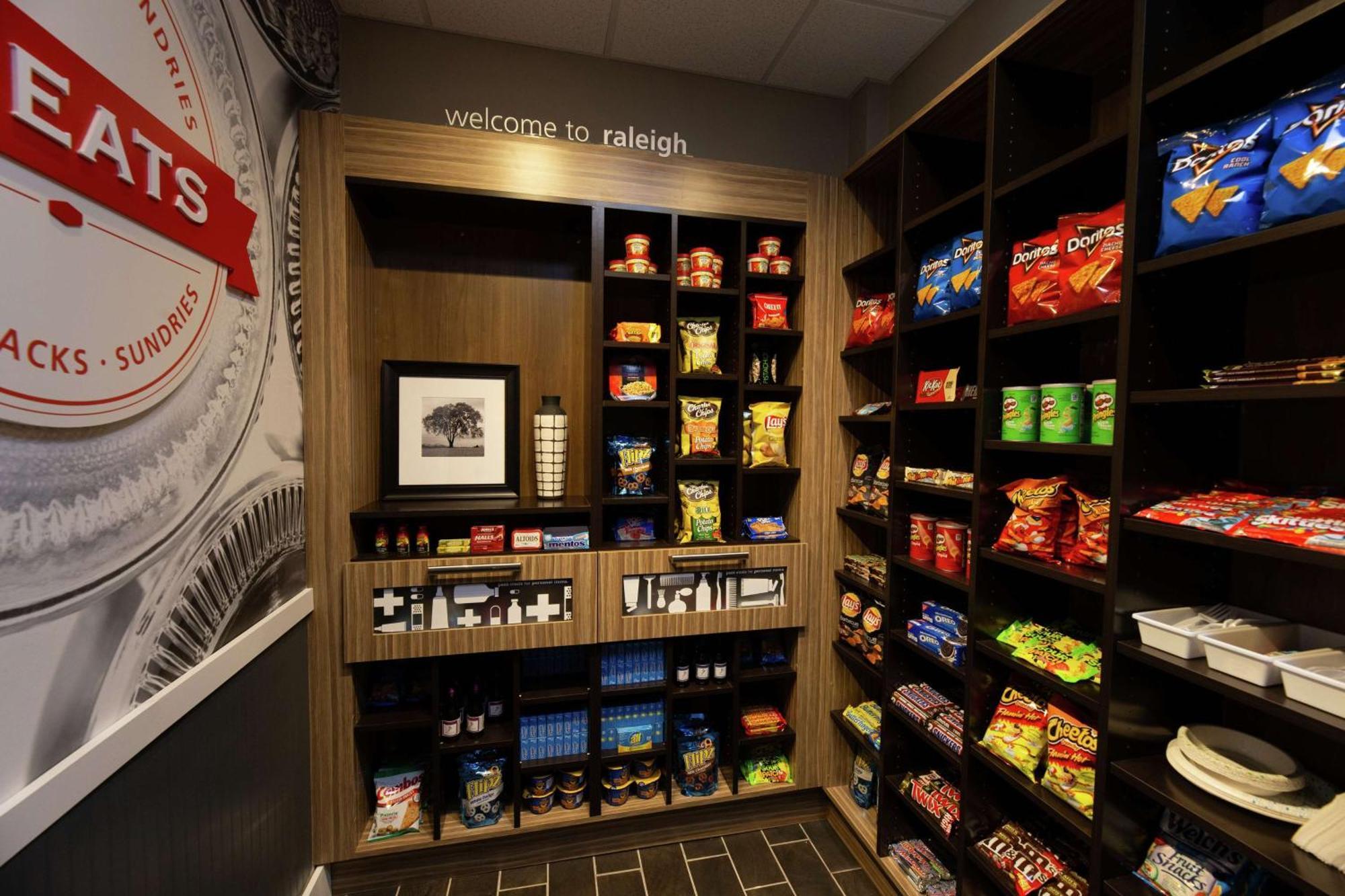 Hampton Inn & Suites Raleigh Cary Lenovo Center Zewnętrze zdjęcie
