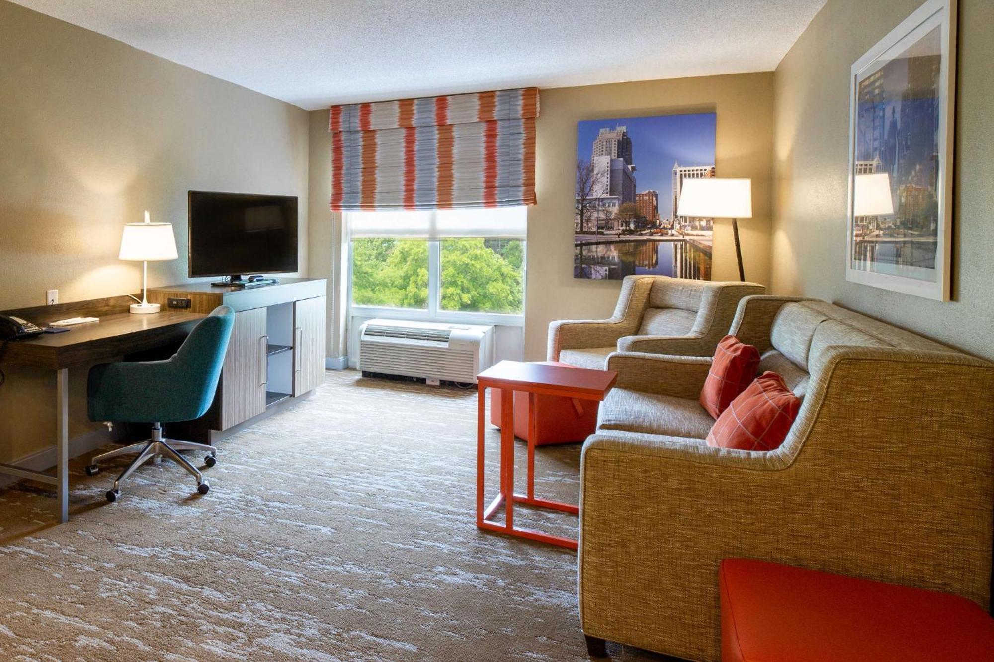 Hampton Inn & Suites Raleigh Cary Lenovo Center Zewnętrze zdjęcie